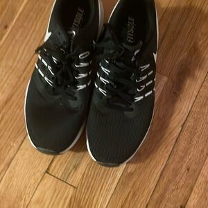 Nike Black and White Stripe Fitsole Sneakers size 9